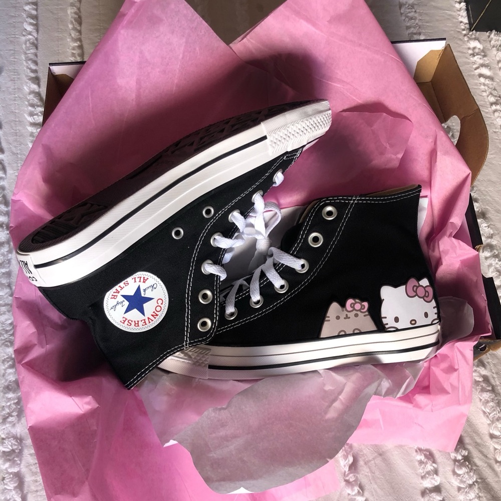 Kids size 3 Black Hello Kitty Converse